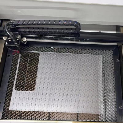 9h 3d Daqinポリ塩化ビニール移動式保護装置のための移動式スクリーンの監視打抜き機