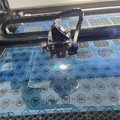 ダキンのCO2移動型温熱ガラス切断機 80W