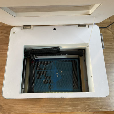 屋内作業環境対応スクリーンプロテクターレーザーカッティングマシン、40KG重量、PLT形式対応