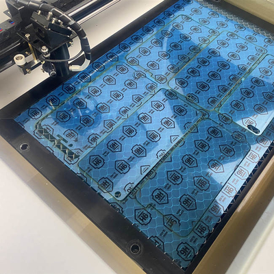 Daqin モバイル テンパール ガラス 画面 保護 レーザー 切断 機 携帯電話 アクセサリー 配送 ソリューション